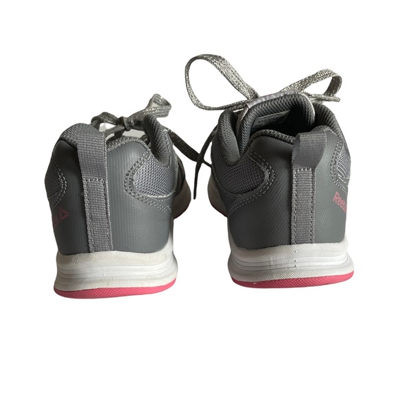 Reebok Running Sneaker 122687105 Girls SZ 2 Silver Gray Pink Sole Metallic Laces - Picture 4 of 9